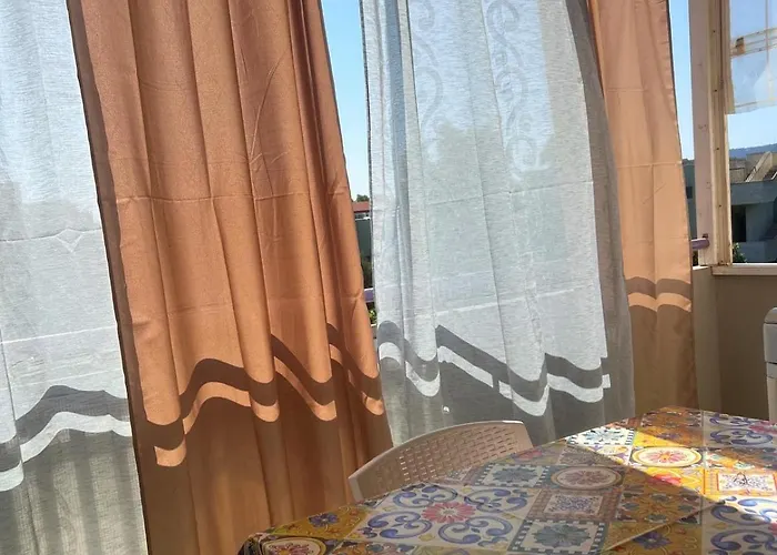 House Apartment *